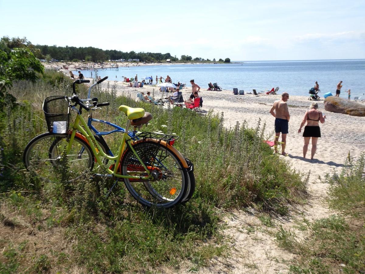 1A, Stuga Med 50M Till Strand Byxelkrok Exterior foto